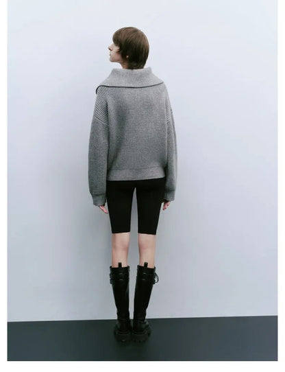 ANN - STYLISH LOOSE SWEATER WITH A LOOSE ZIPPER